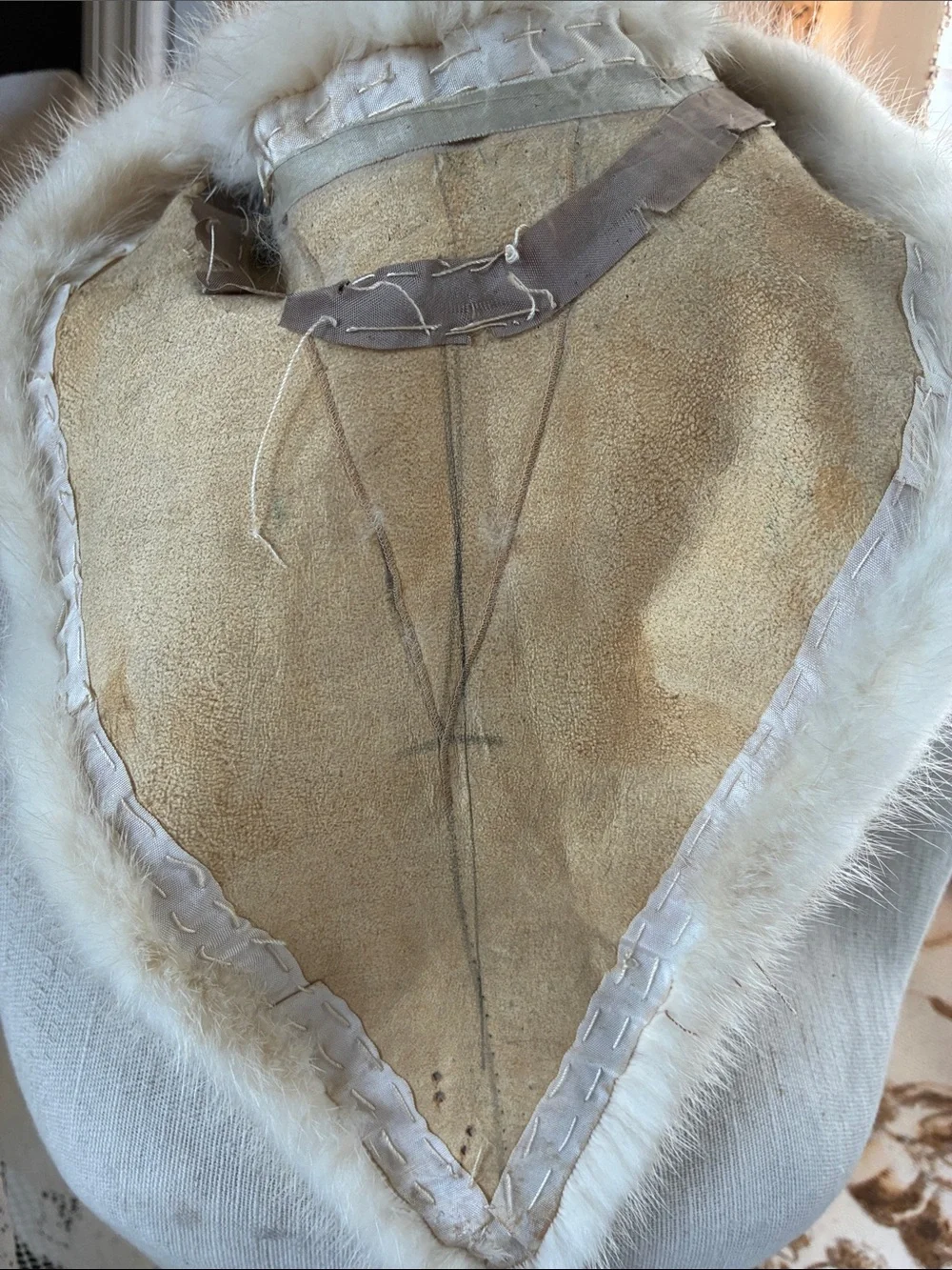 Vintage Cream Mink Fur Neck Wrap with Gold Bow Brooch